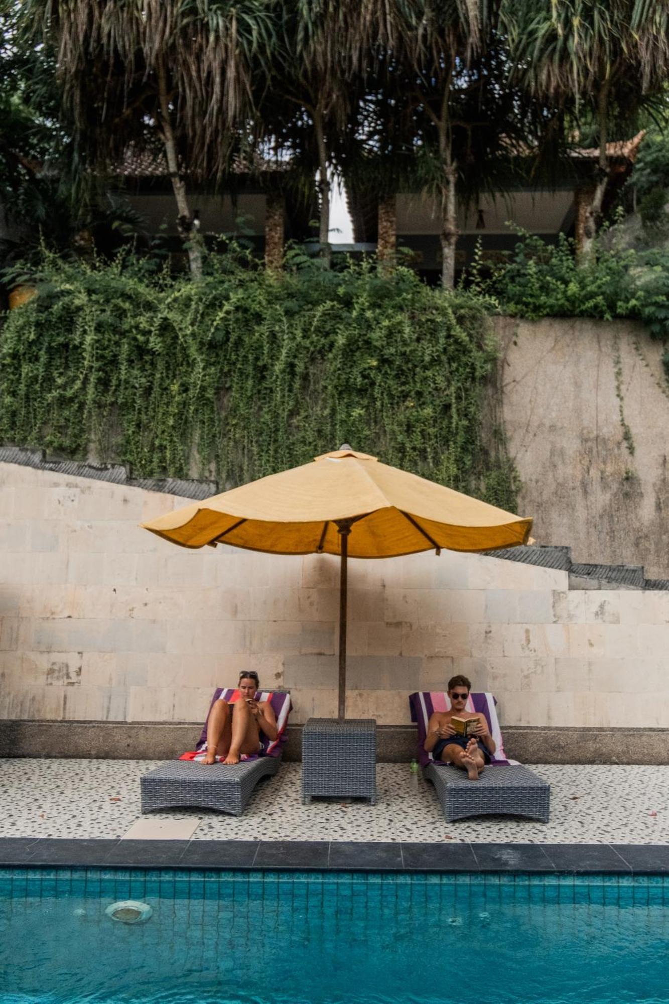 Yoki'S Bungalow Kuta  Экстерьер фото