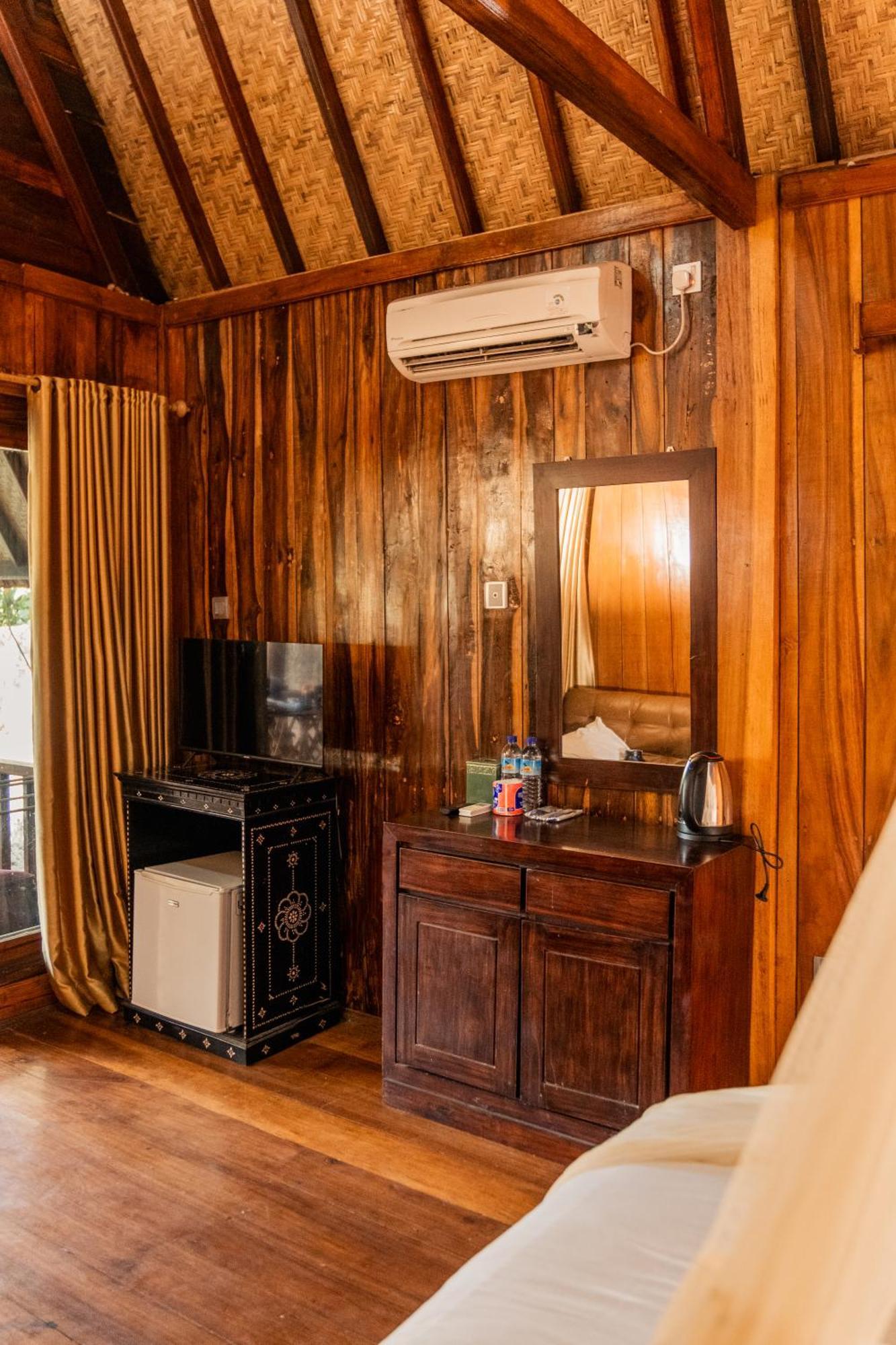 Yoki'S Bungalow Kuta  Экстерьер фото