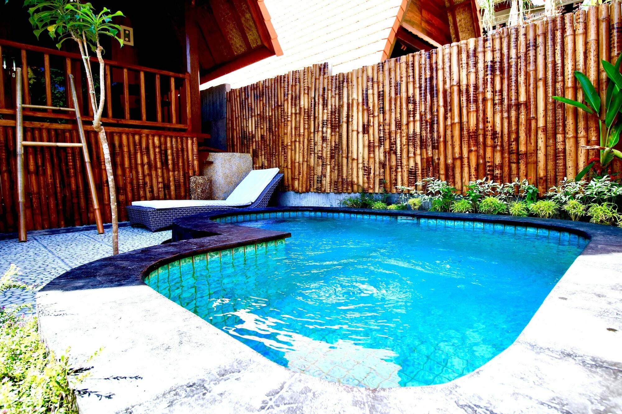 Yoki'S Bungalow Kuta  Экстерьер фото